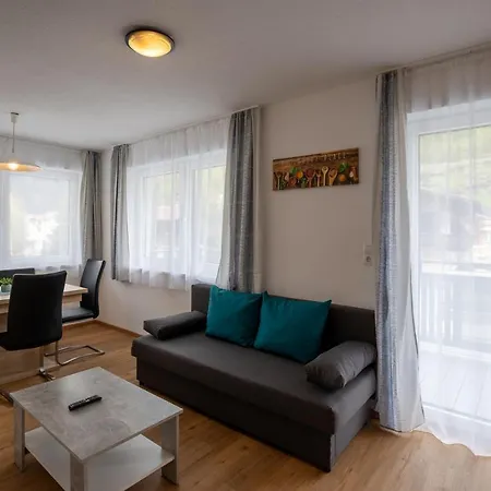Elluto Apartment